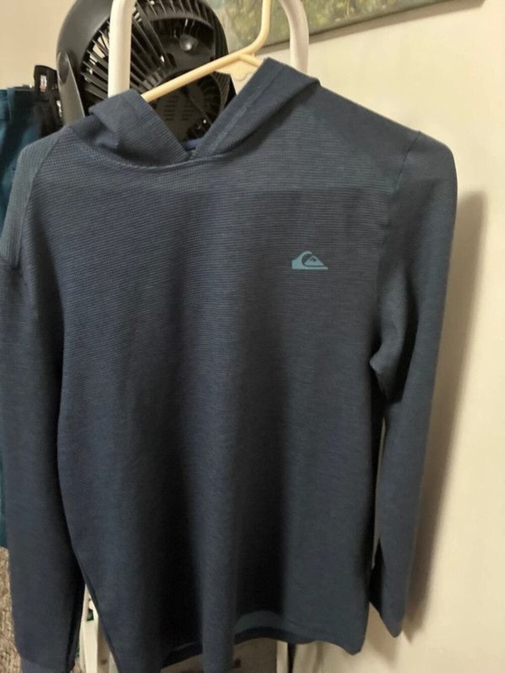 Men’s nwt small quicksilver blue hoodie sweatshirt